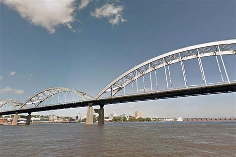 dangerous bridge in iowa